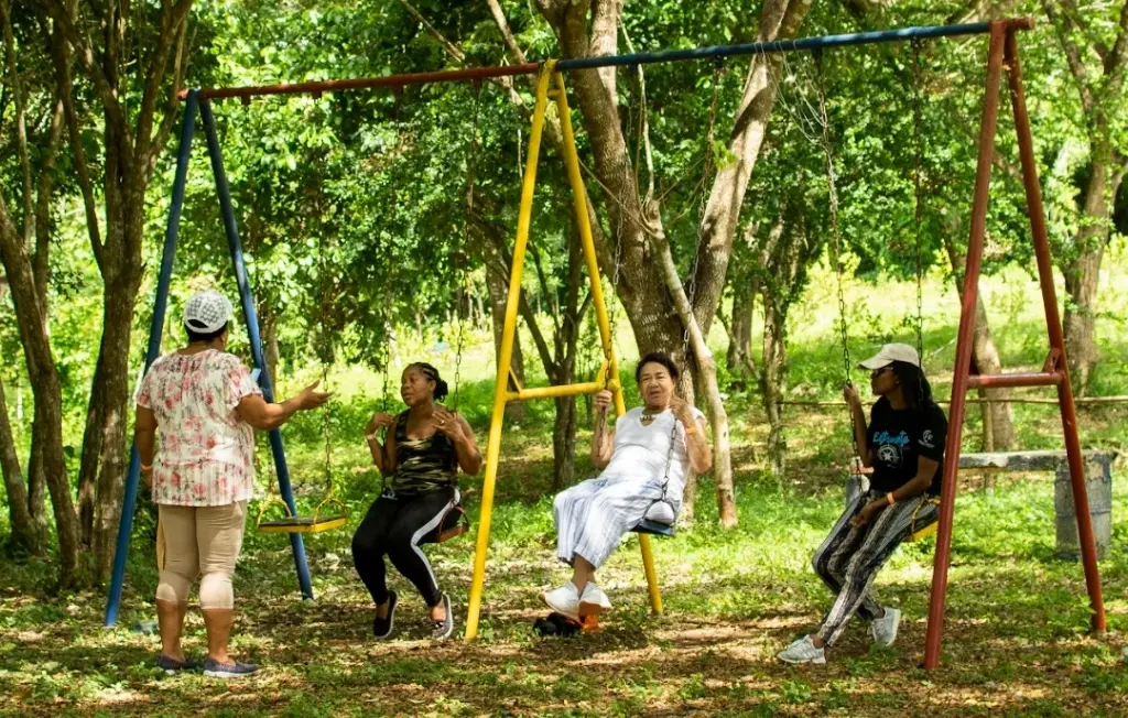 Parque Infantil — foto 3